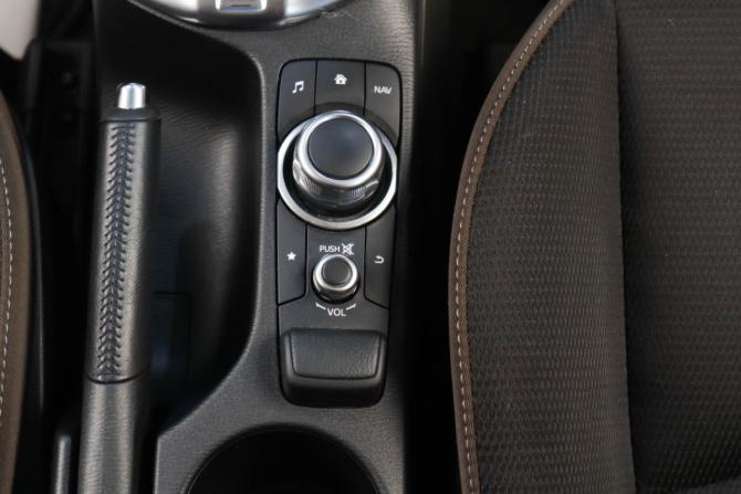 Mazda 2 III (DJ) с пробегом 2019 года, цена 1 779 000 рублей, 50139 км, хэтчбек, Автокод Объявления