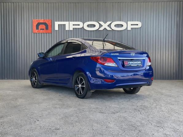 Hyundai Solaris I с пробегом 2012 года, цена 847 000 рублей, 129252 км, седан, Автокод Объявления
