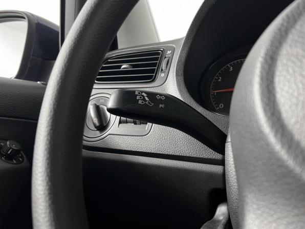 Volkswagen Polo V с пробегом 2012 года, цена 849 900 рублей, 78887 км, седан, Автокод Объявления