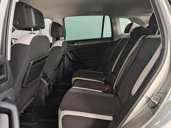 Volkswagen Tiguan II с пробегом 2018 года, цена 1 888 000 рублей, 264000 км, внедорожник, Автокод Объявления