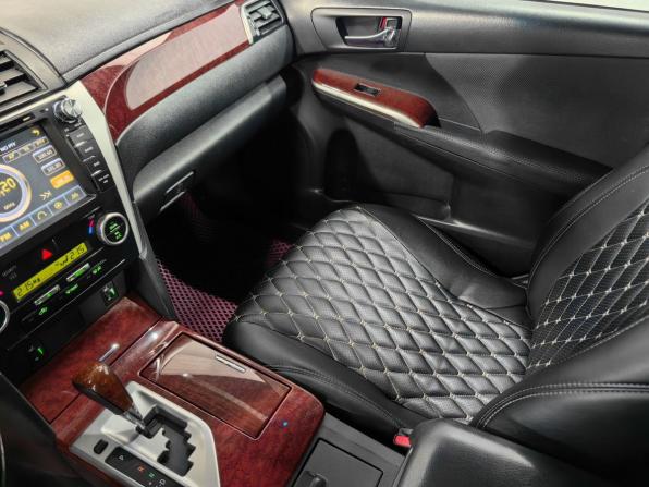Toyota Camry VII (XV50) с пробегом 2012 года, цена 1 550 000 рублей, 270000 км, седан, Автокод Объявления