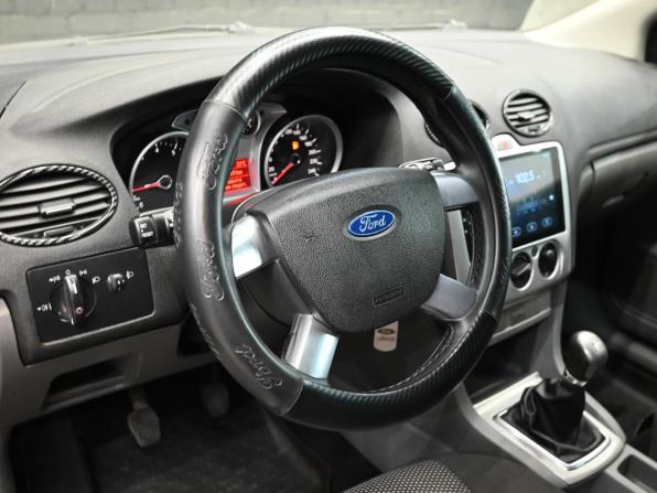 Ford Focus II Рестайлинг с пробегом 2010 года, цена 600 000 рублей, 169584 км, хэтчбек, Автокод Объявления