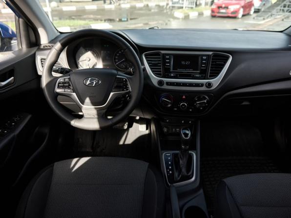 Hyundai Solaris II с пробегом 2017 года, цена 1 224 000 рублей, 151100 км, седан, Автокод Объявления