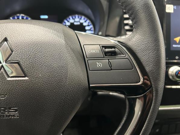 Mitsubishi Outlander III Рестайлинг 3 с пробегом 2021 года, цена 2 259 000 рублей, 105672 км, внедорожник, Автокод Объявления