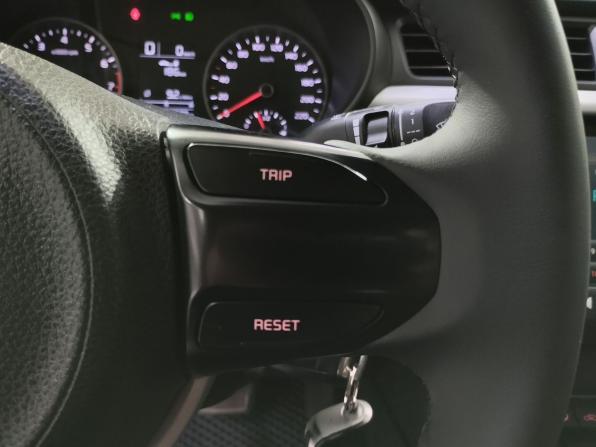 Kia Rio IV с пробегом 2018 года, цена 1 550 000 рублей, 52570 км, седан, Автокод Объявления