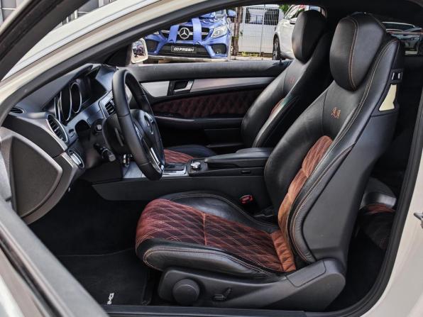 Mercedes-Benz C-Класс III (W204) Рестайлинг с пробегом 2011 года, цена 1 395 000 рублей, 204320 км, купе, Автокод Объявления