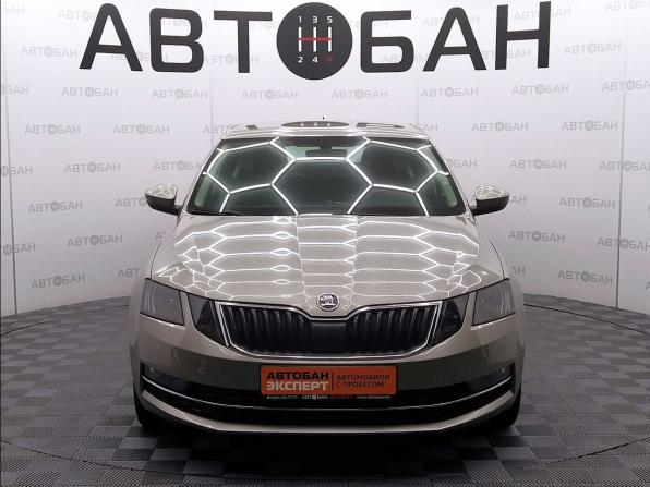 Skoda Octavia III (A7) Рестайлинг с пробегом 2018 года, цена 1 640 000 рублей, 129477 км, лифтбек, Автокод Объявления