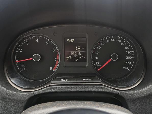 Volkswagen Polo V Рестайлинг с пробегом 2019 года, цена 1 249 000 рублей, 124886 км, седан, Автокод Объявления