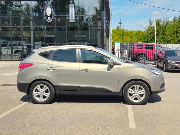 Hyundai ix35 I с пробегом 2011 года, цена 1 300 000 рублей, 158121 км, внедорожник, Автокод Объявления