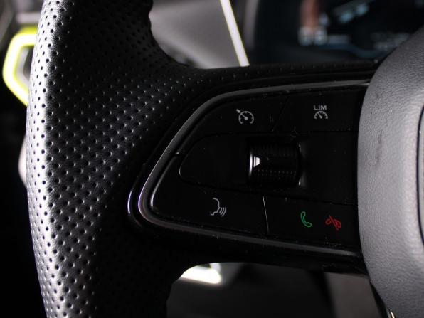 Geely Coolray I Рестайлинг с пробегом 2023 года, цена 2 199 000 рублей, 12700 км, внедорожник, Автокод Объявления