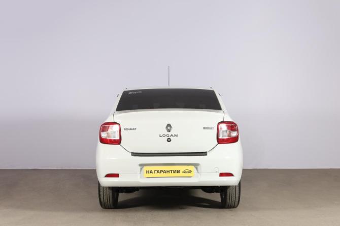 Renault Logan II Рестайлинг с пробегом 2021 года, цена 1 059 000 рублей, 54901 км, седан, Автокод Объявления