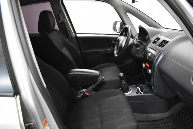 Suzuki SX4 I (Classic) Рестайлинг с пробегом 2010 года, цена 740 000 рублей, 224110 км, седан, Автокод Объявления