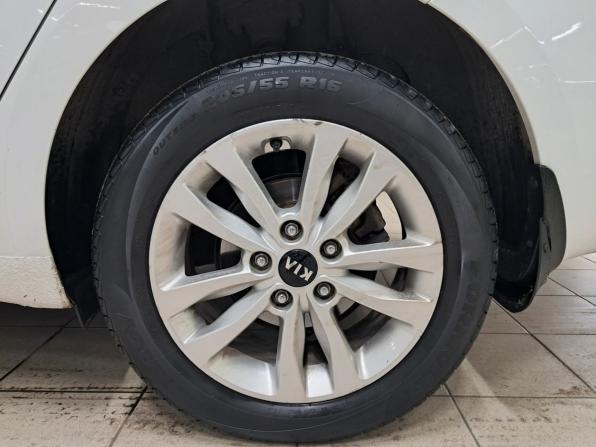 Kia Ceed II Рестайлинг с пробегом 2017 года, цена 1 050 000 рублей, 208383 км, универсал, Автокод Объявления