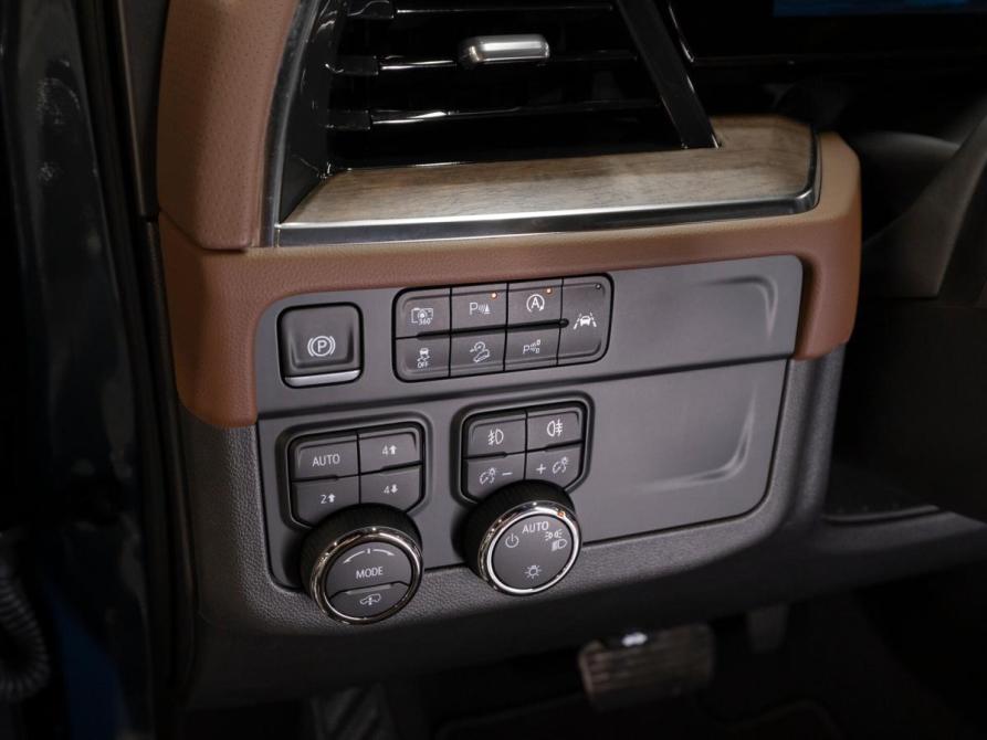 Chevrolet Tahoe V Рестайлинг Москва  - изображение 23