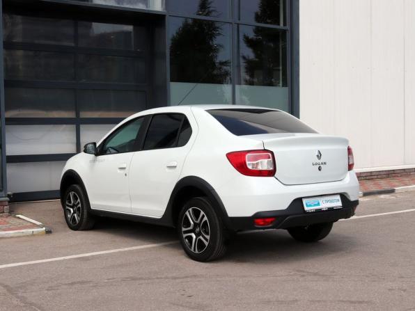 Renault Logan II Рестайлинг с пробегом 2019 года, цена 1 109 000 рублей, 120000 км, седан, Автокод Объявления