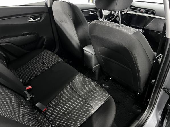 Kia Rio IV с пробегом 2018 года, цена 1 399 000 рублей, 125014 км, седан, Автокод Объявления