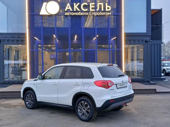 Suzuki Vitara II с пробегом 2017 года, цена 1 515 000 рублей, 118700 км, внедорожник, Автокод Объявления