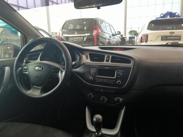Kia Ceed II с пробегом 2012 года, цена 799 000 рублей, 165000 км, хэтчбек, Автокод Объявления