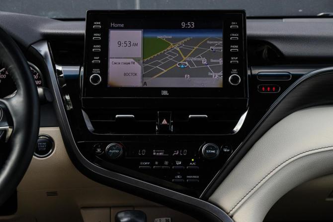 Toyota Camry VIII (XV70) Рестайлинг с пробегом 2021 года, цена 3 800 000 рублей, 102933 км, седан, Автокод Объявления