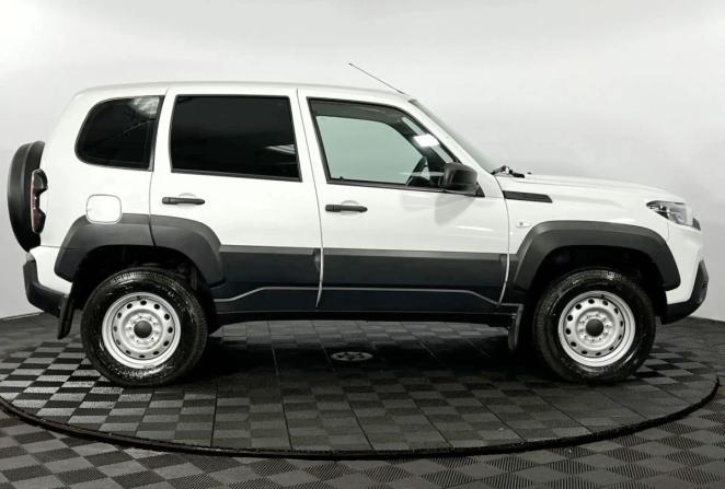 Lada (ВАЗ) Niva Travel I с пробегом 2024 года, цена 1 175 000 рублей, 7842 км, внедорожник, Автокод Объявления