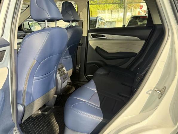 Haval F7 I Рестайлинг с пробегом 2023 года, цена 2 390 000 рублей, 33200 км, внедорожник, Автокод Объявления