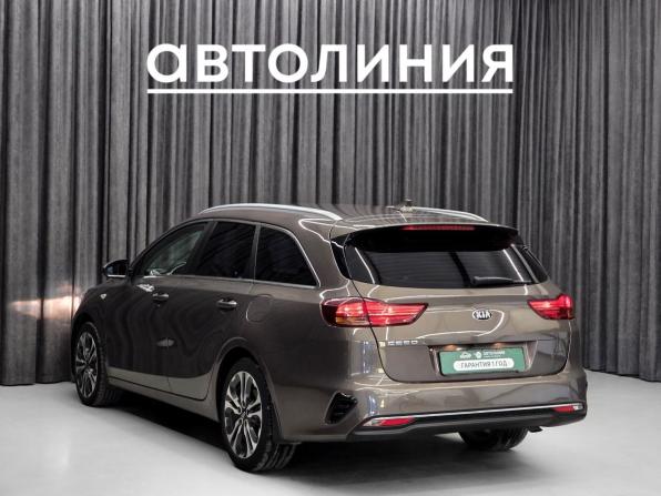 Kia Ceed III с пробегом 2019 года, цена 1 550 000 рублей, 102000 км, универсал, Автокод Объявления