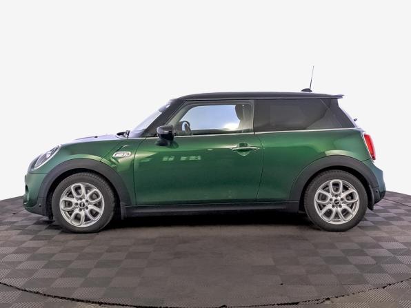 Mini Hatch III (F55/F56) Рестайлинг с пробегом 2019 года, цена 2 520 000 рублей, 86114 км, хэтчбек, Автокод Объявления