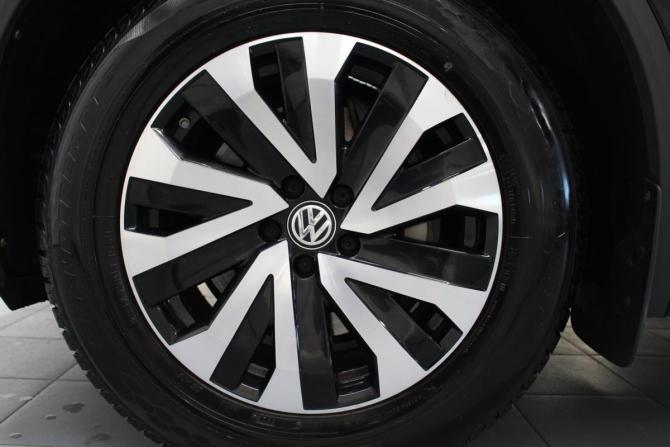 Volkswagen Touareg III с пробегом 2020 года, цена 4 529 000 рублей, 113000 км, внедорожник, Автокод Объявления