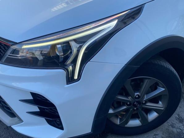 Kia Rio IV Рестайлинг с пробегом 2020 года, цена 1 890 000 рублей, 54066 км, хэтчбек, Автокод Объявления