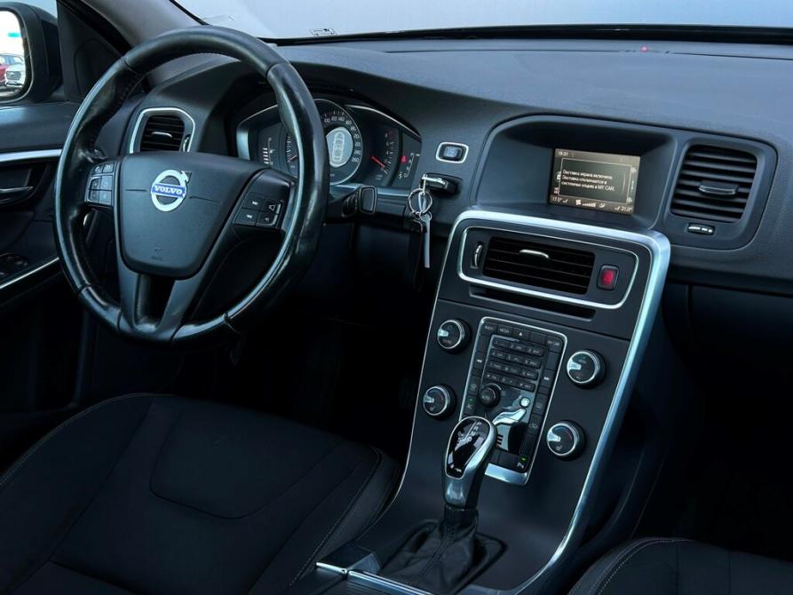 Volvo S60 II Рестайлинг Санкт-Петербург  - изображение 13