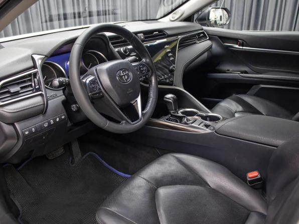 Toyota Camry VIII (XV70) с пробегом 2020 года, цена 2 898 000 рублей, 129840 км, седан, Автокод Объявления