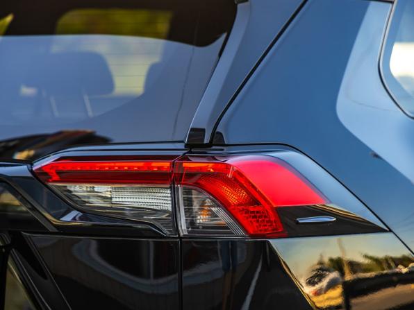 Toyota RAV4 V (XA50) с пробегом 2020 года, цена 3 598 000 рублей, 78681 км, внедорожник, Автокод Объявления
