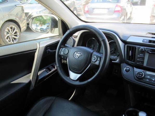 Toyota RAV4 IV (XA40) с пробегом 2015 года, цена 2 350 000 рублей, 108364 км, внедорожник, Автокод Объявления