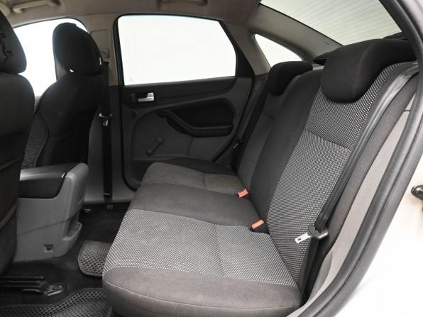 Ford Focus II Рестайлинг с пробегом 2010 года, цена 599 000 рублей, 211000 км, седан, Автокод Объявления