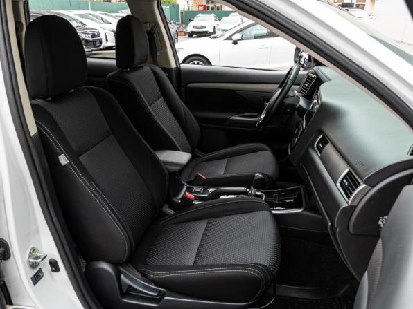 Mitsubishi Outlander III Рестайлинг 2 с пробегом 2018 года, цена 2 150 000 рублей, 116823 км, внедорожник, Автокод Объявления
