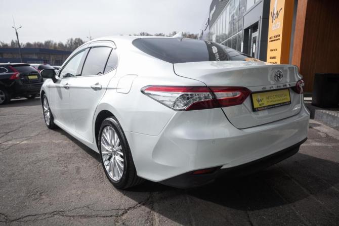 Toyota Camry VIII (XV70) с пробегом 2021 года, цена 2 498 000 рублей, 101000 км, седан, Автокод Объявления