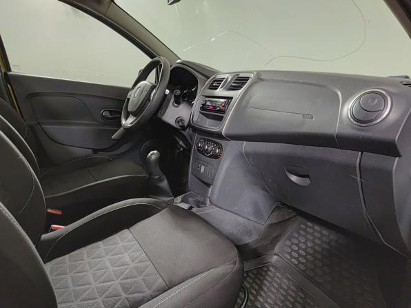 Renault Sandero II с пробегом 2017 года, цена 895 000 рублей, 175781 км, хэтчбек, Автокод Объявления