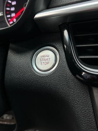 Kia Optima IV Рестайлинг с пробегом 2018 года, цена 1 990 000 рублей, 153846 км, седан, Автокод Объявления