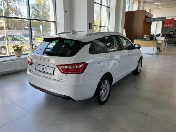 Lada (ВАЗ) Vesta I с пробегом 2017 года, цена 964 000 рублей, 93000 км, универсал, Автокод Объявления
