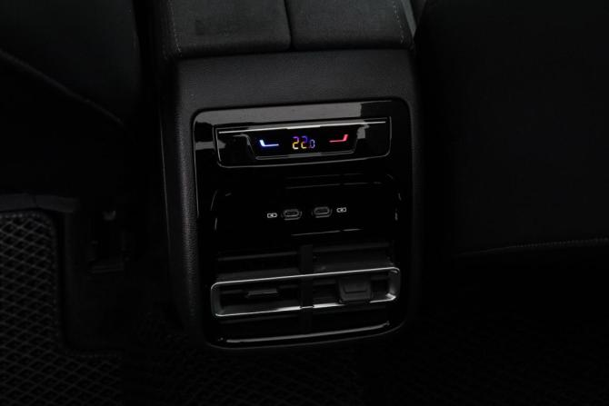 Volkswagen Tiguan III (China Market) с пробегом 2024 года, цена 4 200 000 рублей, 27974 км, внедорожник, Автокод Объявления