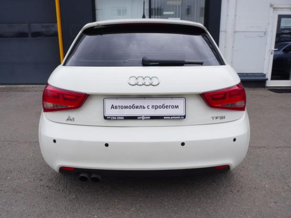 Audi A1 I (8X) с пробегом 2013 года, цена 900 000 рублей, 176848 км, хэтчбек, Автокод Объявления