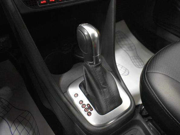 Volkswagen Polo V Рестайлинг с пробегом 2019 года, цена 1 449 000 рублей, 69673 км, седан, Автокод Объявления