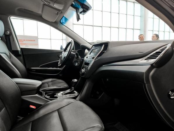 Hyundai Santa Fe III Рестайлинг с пробегом 2016 года, цена 2 490 000 рублей, 137350 км, внедорожник, Автокод Объявления