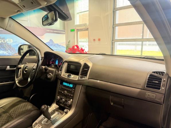 Chevrolet Captiva I Рестайлинг 2 с пробегом 2014 года, цена 1 309 400 рублей, 182000 км, внедорожник, Автокод Объявления