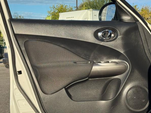 Nissan Juke I с пробегом 2012 года, цена 899 000 рублей, 151720 км, внедорожник, Автокод Объявления