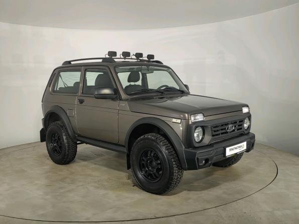 Lada (ВАЗ) Niva Legend с пробегом 2024 года, цена 1 300 000 рублей, 625 км, внедорожник, Автокод Объявления