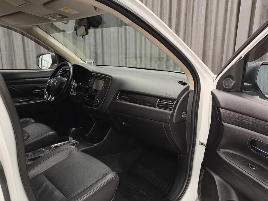 Mitsubishi Outlander III Рестайлинг 2 Красноярск  - изображение 11