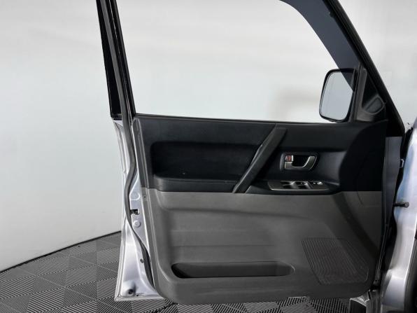 Mitsubishi Pajero III Рестайлинг с пробегом 2004 года, цена 485 000 рублей, 380000 км, внедорожник, Автокод Объявления