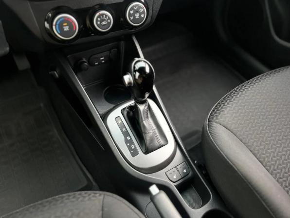 Kia Rio III Рестайлинг с пробегом 2015 года, цена 1 059 000 рублей, 136000 км, седан, Автокод Объявления
