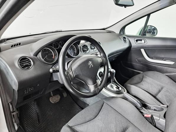Peugeot 308 I Рестайлинг с пробегом 2012 года, цена 395 000 рублей, 131742 км, хэтчбек, Автокод Объявления